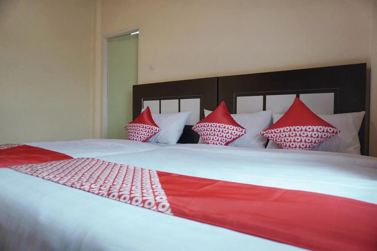 Oyo 1394 Rumaisa Homestay Syariah Pekanbaru Exteriér fotografie