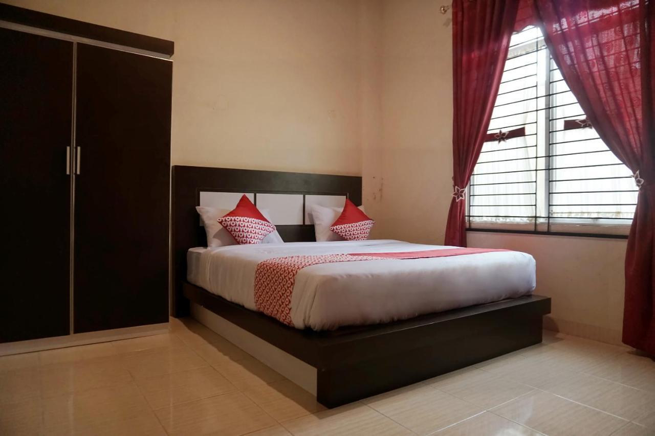 Oyo 1394 Rumaisa Homestay Syariah Pekanbaru Exteriér fotografie
