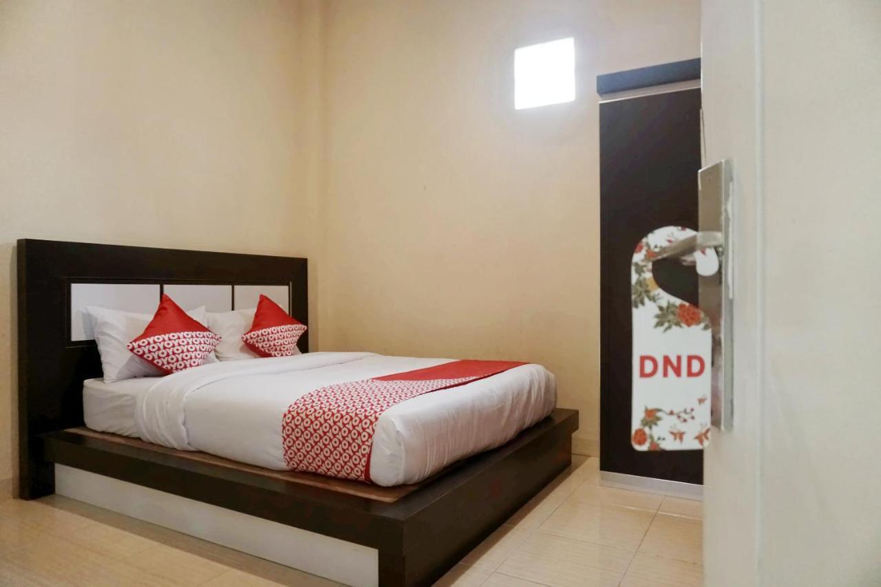 Oyo 1394 Rumaisa Homestay Syariah Pekanbaru Exteriér fotografie