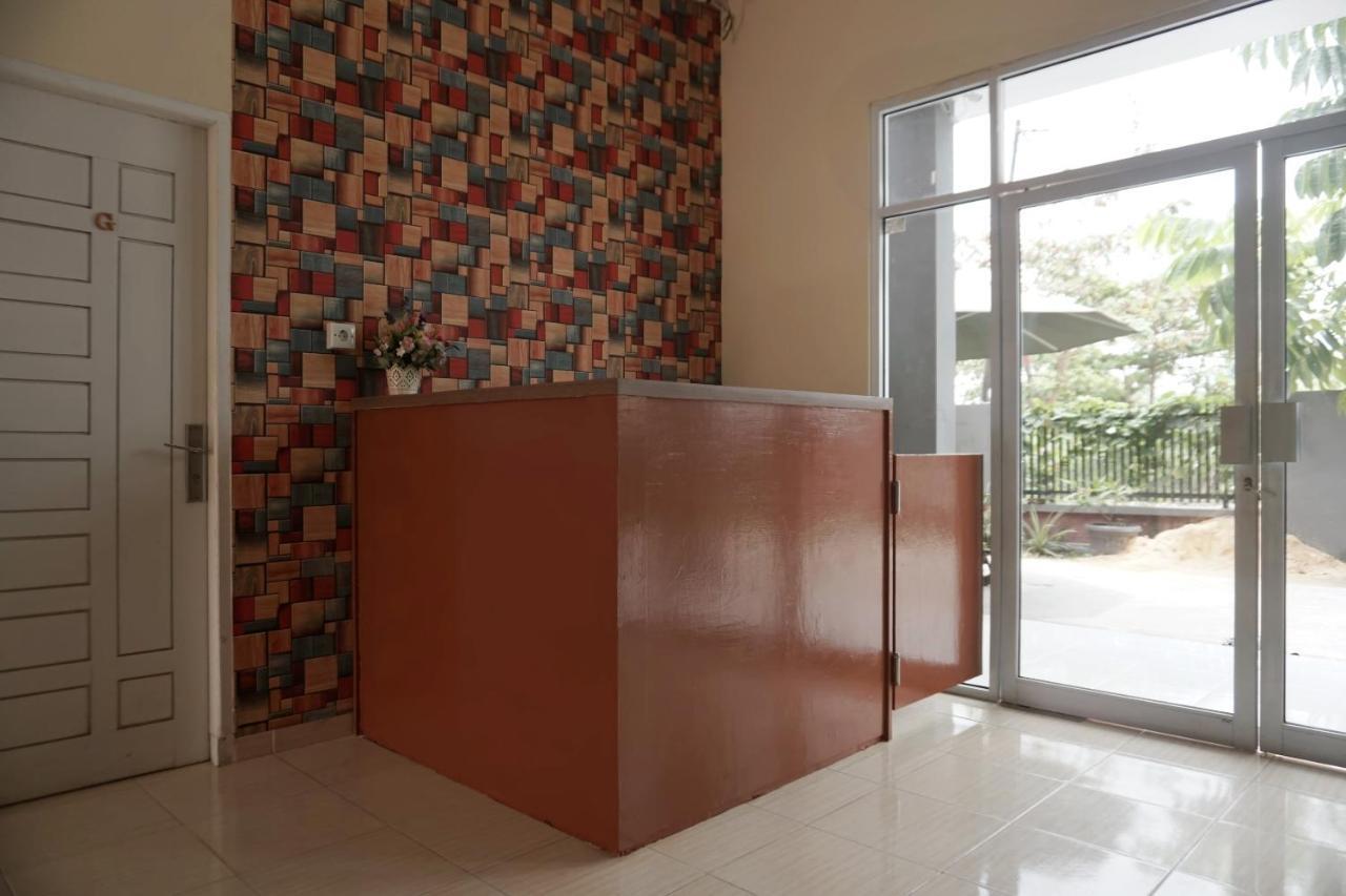 Oyo 1394 Rumaisa Homestay Syariah Pekanbaru Exteriér fotografie