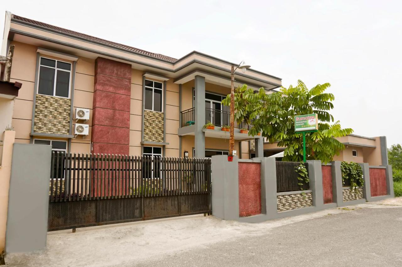 Oyo 1394 Rumaisa Homestay Syariah Pekanbaru Exteriér fotografie