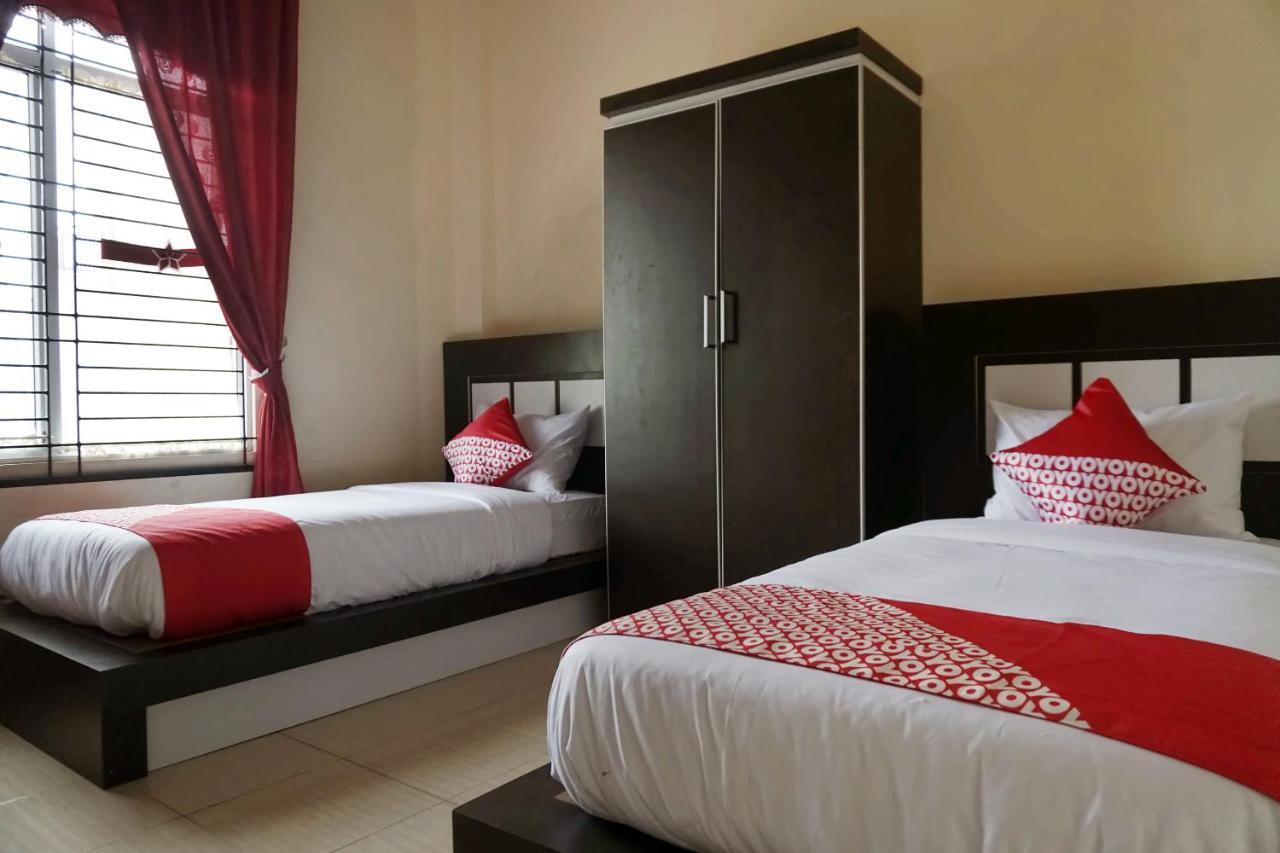 Oyo 1394 Rumaisa Homestay Syariah Pekanbaru Exteriér fotografie