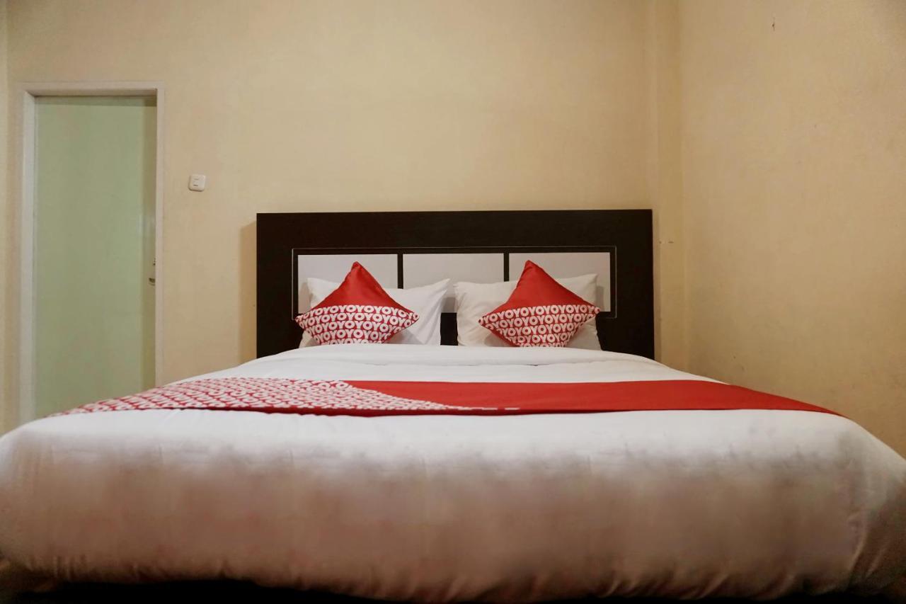 Oyo 1394 Rumaisa Homestay Syariah Pekanbaru Exteriér fotografie